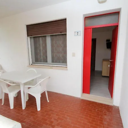 Fausta By Interhome רוסולינה מארה